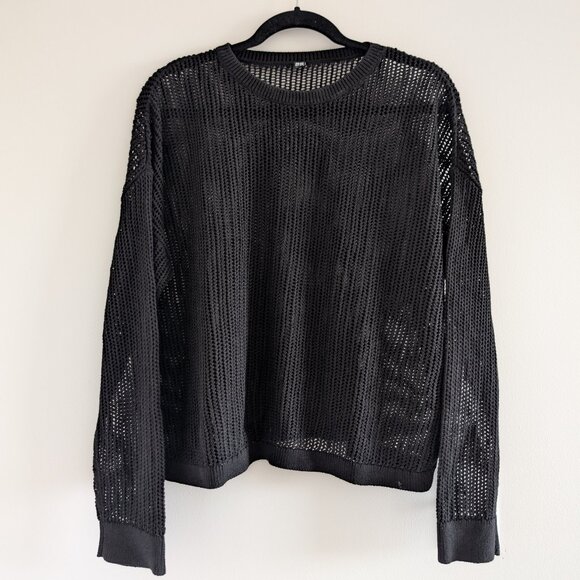 Uniqlo Mesh Knit black sweater - Picture 1 of 6